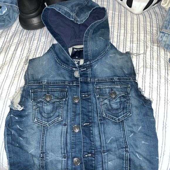 True religion short sleeve sweater - Picture 1 of 3